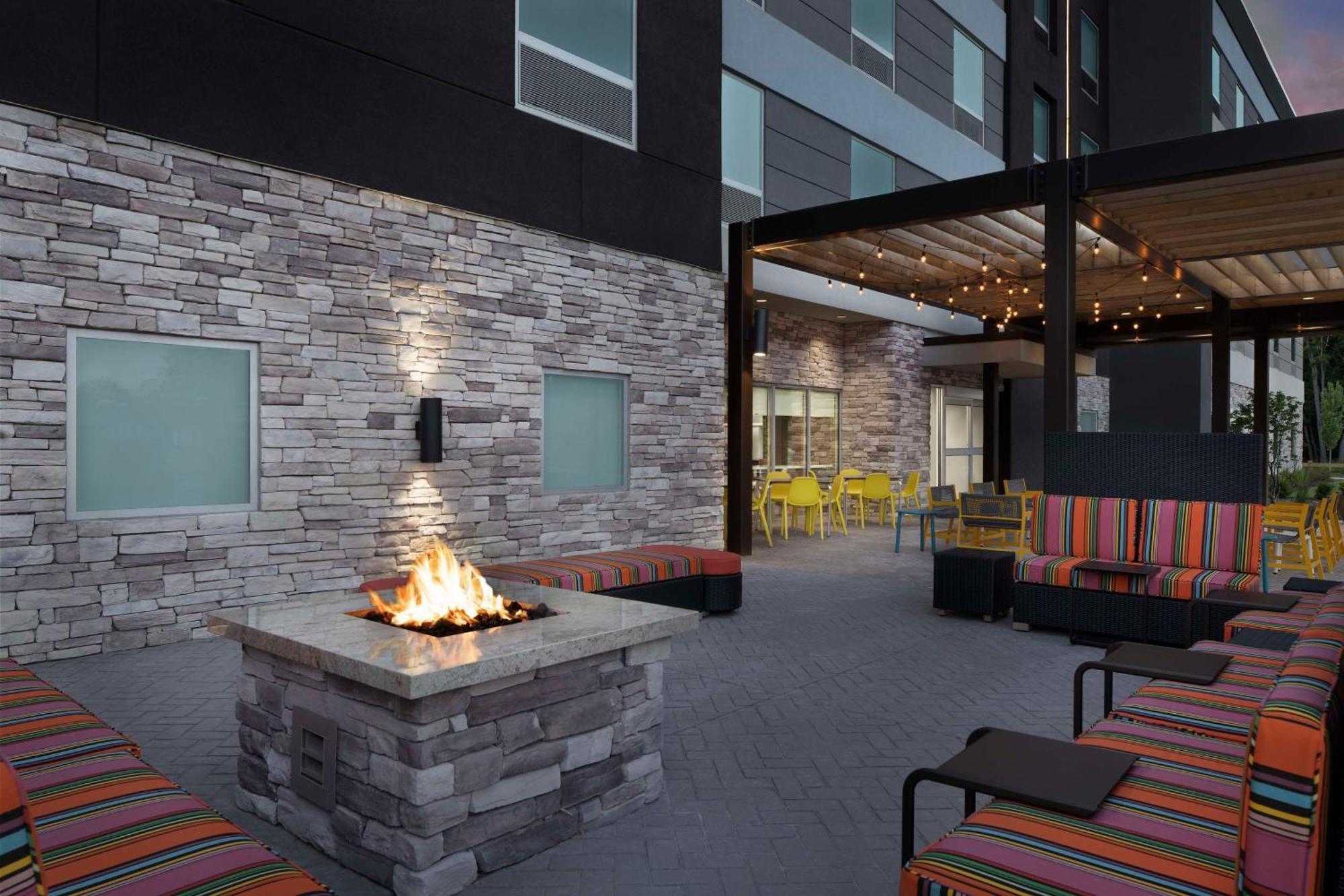 Home2 Suites By Hilton Poughkeepsie Exterior foto